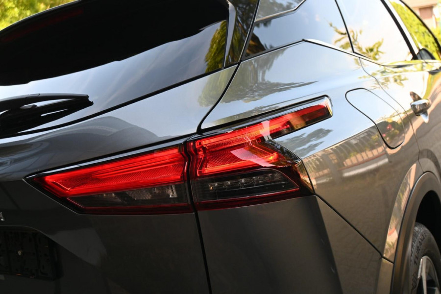 Nissan QASHQAI 1.3 MHEV Xtronic 1stEd Pano Trekhaak H-Leder ProPilot '21 Nissan QASHQAI 1.3 MHEV Xtronic 1stEd Pano Trekhaak H-Leder ProPilot '21