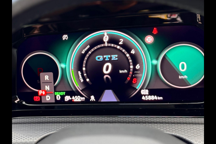 Volkswagen Golf 1.4 eHybrid GTE Pano/Matrix/HuD