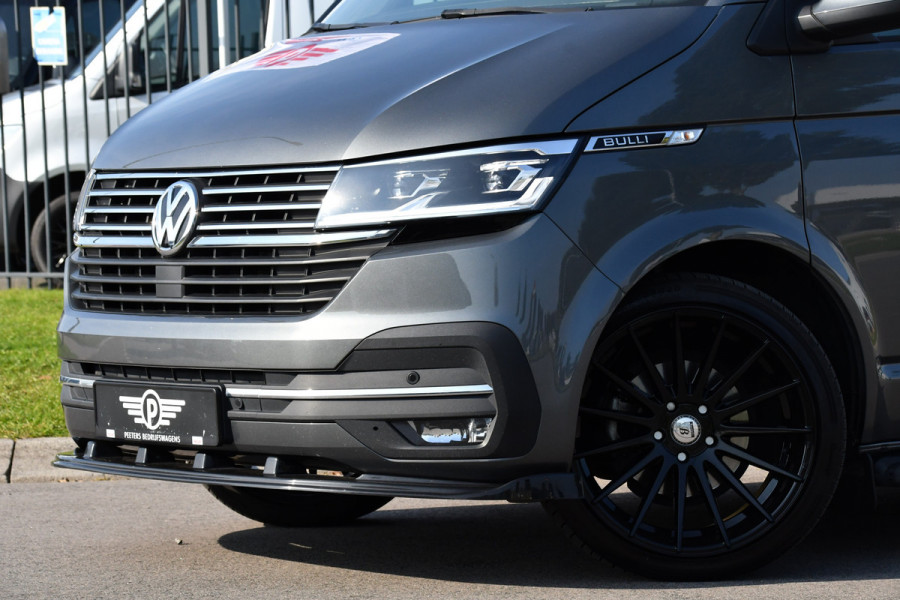Volkswagen Transporter 2.0 TDI L2H1 30 DC Bulli Virtual, Carplay, Camera, LED, 150pk, 2 x Schuifdeur, Automaat, Trekhaak, Uniek!