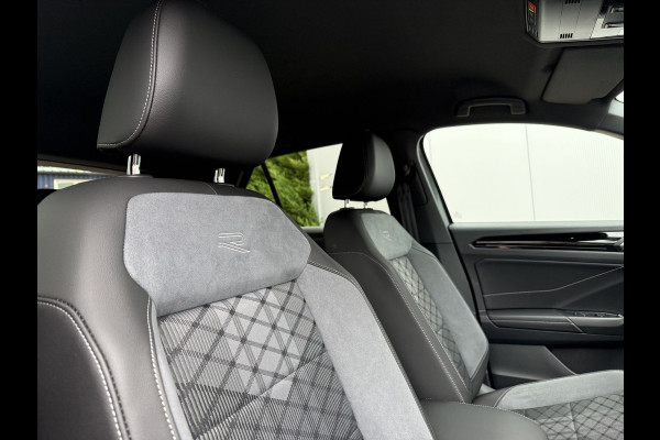 Volkswagen T-Roc 1.5 TSI 150pk DSG R-Line | Acc | Side assist | Camera