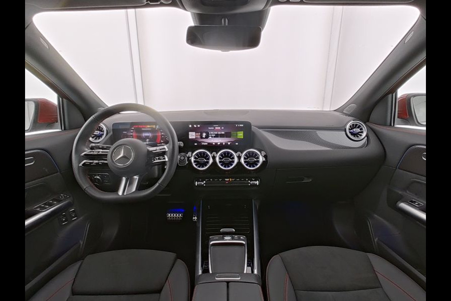 Mercedes-Benz GLA 250 e AMG Plug-In Hybride AMG Line Advanced Plus | Trekhaak | Dodehoek Assist | 11 kW Laden | Stoel en Stuurverwarming. Inclusief 24 maanden MB Certified garantie voor Europa.