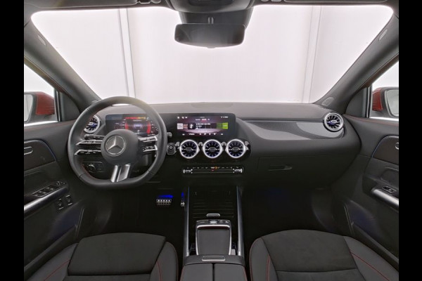 Mercedes-Benz GLA 250 e AMG Plug-In Hybride AMG Line Advanced Plus | Trekhaak | Dodehoek Assist | 11 kW Laden | Stoel en Stuurverwarming. Inclusief 24 maanden MB Certified garantie voor Europa.