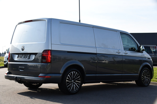 Volkswagen Transporter 2.0 TDI L2H1 32 Highline Camera, Adaptieve Cruise, Carplay, Automaat, LED, 150pk, Uniek! Trekhaak,
