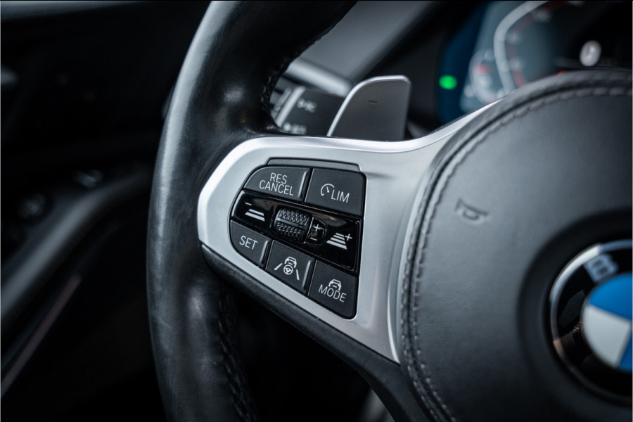BMW X5 xDrive40i High Executive M-Sport l Luchtv. l Panorama l 360cam l Dealer OH BMW X5 xDrive40i High Executive M-Sport l Luchtv. l Panorama l 360cam l Dealer OH