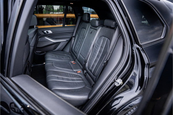 BMW X5 xDrive40i High Executive M-Sport l Luchtv. l Panorama l 360cam l Dealer OH BMW X5 xDrive40i High Executive M-Sport l Luchtv. l Panorama l 360cam l Dealer OH