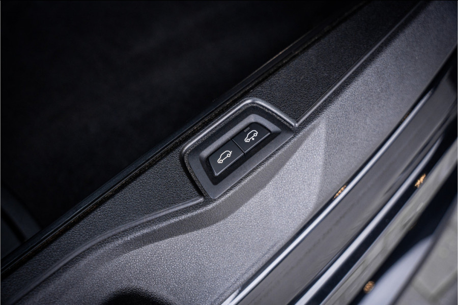 BMW X5 xDrive40i High Executive M-Sport l Luchtv. l Panorama l 360cam l Dealer OH BMW X5 xDrive40i High Executive M-Sport l Luchtv. l Panorama l 360cam l Dealer OH