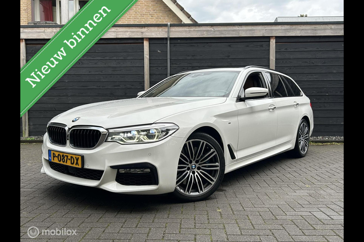BMW 5 Serie Touring 540i xDrive High Executive Pano dak / trekhaak / vol leder