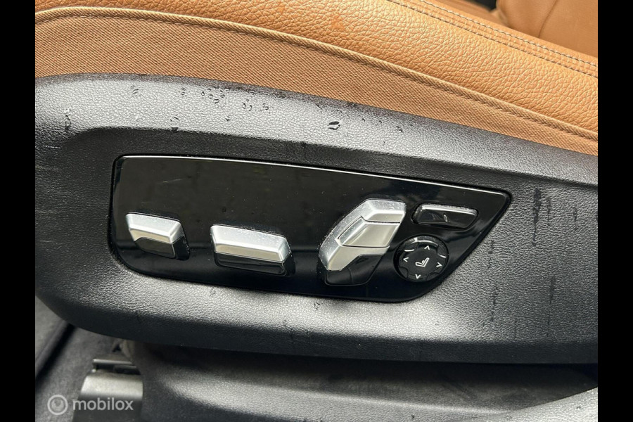 BMW 5 Serie Touring 540i xDrive High Executive Pano dak / trekhaak / vol leder