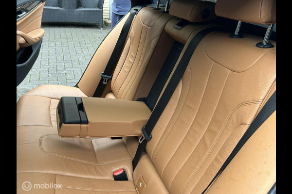 BMW 5 Serie Touring 540i xDrive High Executive Pano dak / trekhaak / vol leder