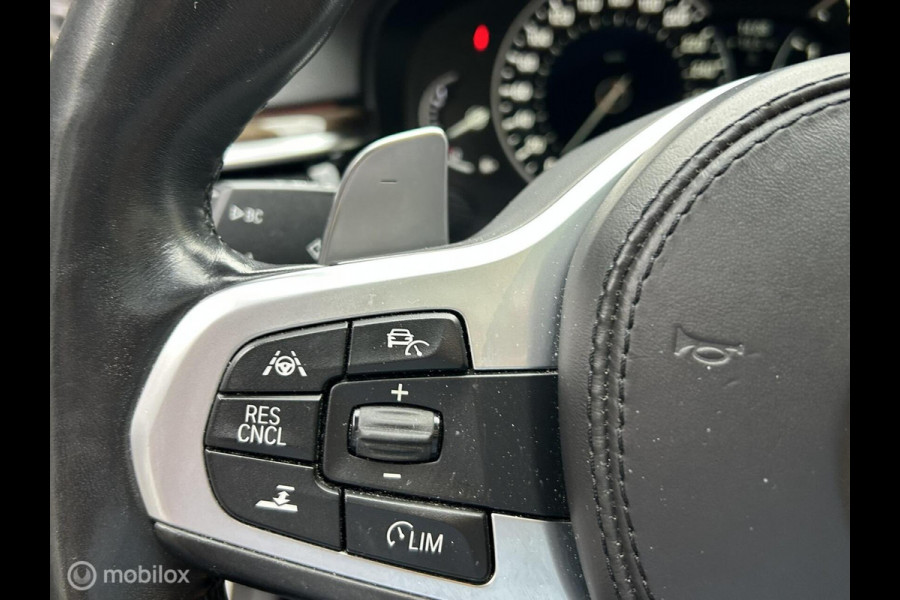 BMW 5 Serie Touring 540i xDrive High Executive Pano dak / trekhaak / vol leder