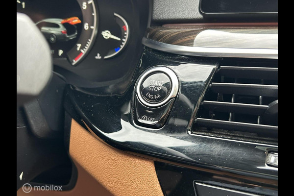 BMW 5 Serie Touring 540i xDrive High Executive Pano dak / trekhaak / vol leder