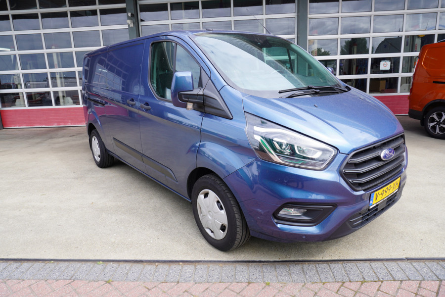 Ford Transit Custom 320 2.0 TDCI 130pk L2H1 Trend nr. V197 | Airco | Cruise | Navi | trekhaak