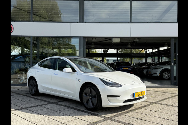 Tesla Model 3 Range Plus | Trekhaak | Autopilot | Panorama | Leder |