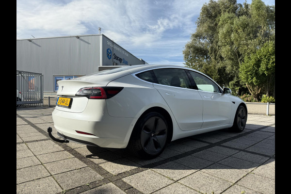 Tesla Model 3 Range Plus | Trekhaak | Autopilot | Panorama | Leder |