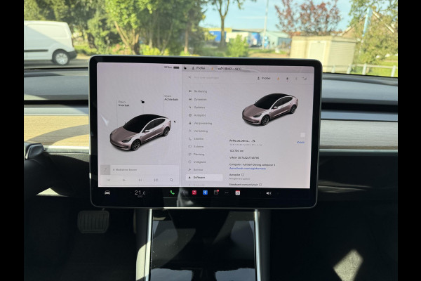 Tesla Model 3 Range Plus | Trekhaak | Autopilot | Panorama | Leder |