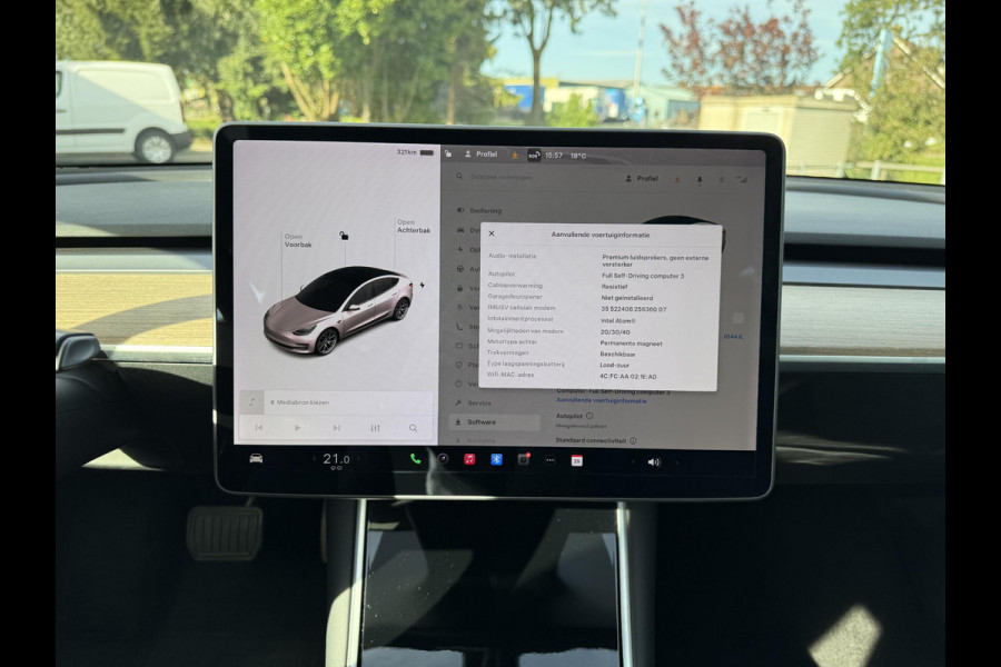 Tesla Model 3 Range Plus | Trekhaak | Autopilot | Panorama | Leder |