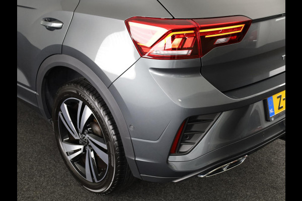 Volkswagen T-Roc 1.5 TSI R-Line 150 pk Automaat (DSG) | Private lease vanaf € 592,- pm | Verlengde garantie | Navigatie | Trekhaak (afneembaar) | Parkeersensoren (Park assist) | Achteruitrijcamera | R-Line |
