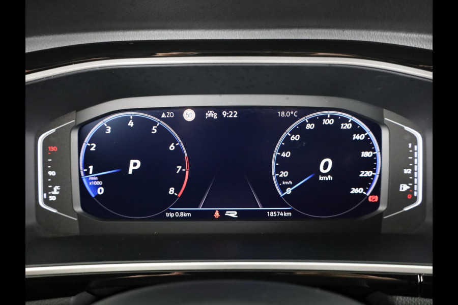 Volkswagen T-Roc 1.5 TSI R-Line 150 pk Automaat (DSG) | Private lease vanaf € 592,- pm | Verlengde garantie | Navigatie | Trekhaak (afneembaar) | Parkeersensoren (Park assist) | Achteruitrijcamera | R-Line |