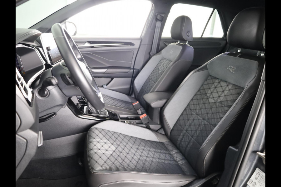 Volkswagen T-Roc 1.5 TSI R-Line 150 pk Automaat (DSG) | Private lease vanaf € 592,- pm | Verlengde garantie | Navigatie | Trekhaak (afneembaar) | Parkeersensoren (Park assist) | Achteruitrijcamera | R-Line |