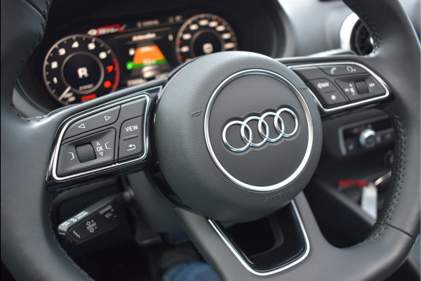 Audi A3 Sportback 40 e-tron 204 Pk Pano Navi Camera Vol Leder ACC Keyless B&O 18 Inch
