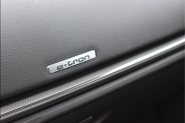 Audi A3 Sportback 40 e-tron 204 Pk Pano Navi Camera Vol Leder ACC Keyless B&O 18 Inch
