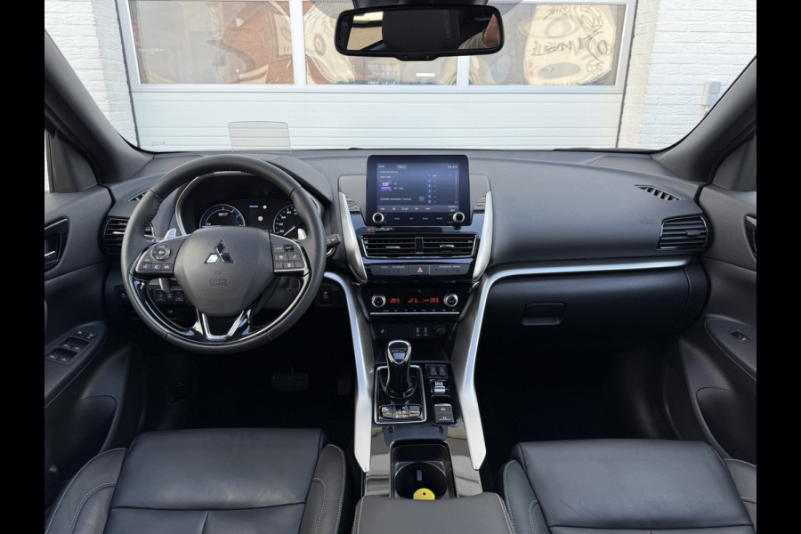 Mitsubishi Eclipse Cross 2.4 PHEV Instyle | Pano | Leder | Parelmoer | LED | HUD | 18 inch
