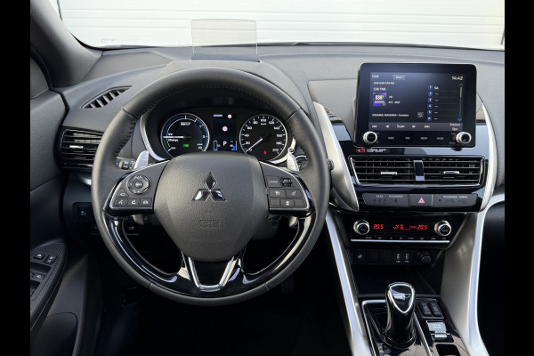 Mitsubishi Eclipse Cross 2.4 PHEV Instyle | Pano | Leder | Parelmoer | LED | HUD | 18 inch