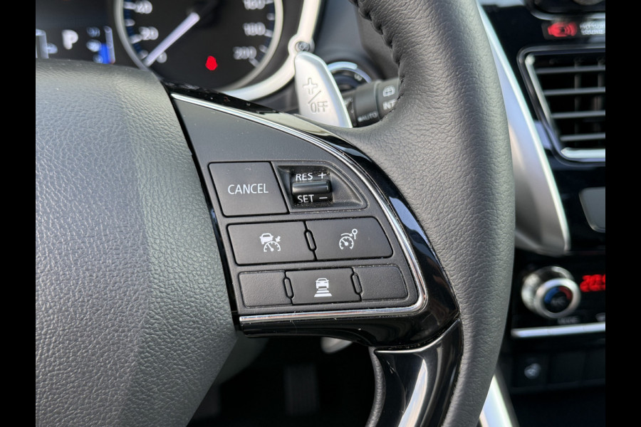 Mitsubishi Eclipse Cross 2.4 PHEV Instyle | Pano | Leder | Parelmoer | LED | HUD | 18 inch