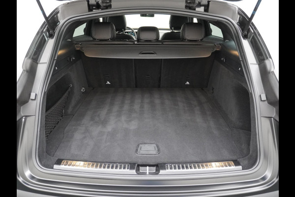 Mercedes-Benz EQC 400 4MATIC Business Solution AMG 80 kWh VAN: 42.900,- VOOR: 39.770,- UW HERFSTVOORDEEL: 2.023,- EURO | MEGA VOLLE AUTO! | RIJKLAARPRIJS INCL. 12MND BOVAG