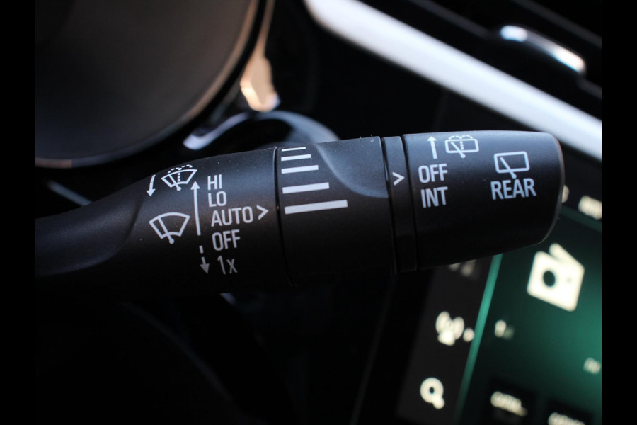 Opel Corsa 1.2 Turbo 136pk Hybrid Automaat GS | Navigatie | Apple Carplay/Android Auto | Digitale Cockpit | Camera | Parkeer sensoren | Airco | Lichtmetalen Velgen | Cruise Control