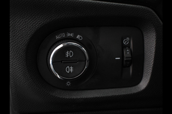 Opel Corsa 1.2 Turbo 136pk Hybrid Automaat GS | Navigatie | Apple Carplay/Android Auto | Digitale Cockpit | Camera | Parkeer sensoren | Airco | Lichtmetalen Velgen | Cruise Control
