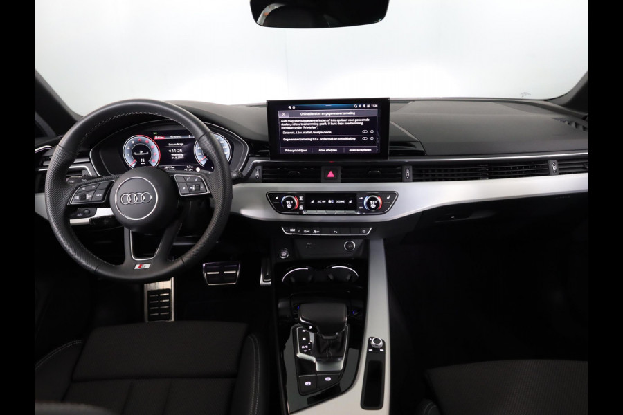 Audi A4 Avant 35 TFSI S edition Competition 150 pk S-tronic | Verlengde garantie | Navigatie | Parkeersensoren | Stoelverwarming | S-Line |