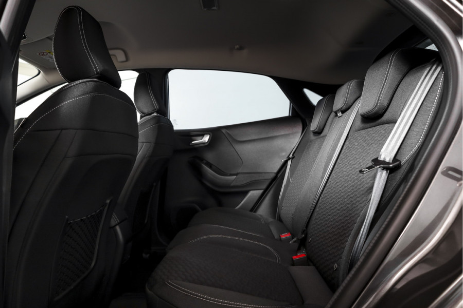 Ford Puma 1.0 EcoBoost Hybrid 125 PK Titanium | Cruise | Stoel-+Stuur-+Voorruitverw. | Massage | PDC | NAV + App. Connect | ECC | DAB | LM 17" |