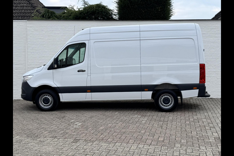 Mercedes-Benz Sprinter 317 1.9 CDI L2 9G laadruimte bekleed Leder Camera Clima M-bux media systeem DAB
