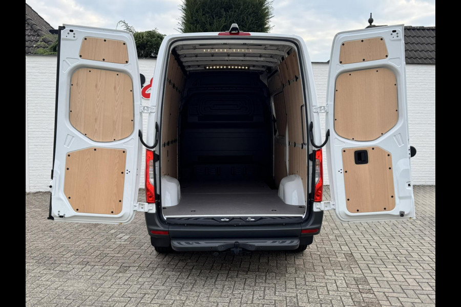 Mercedes-Benz Sprinter 317 1.9 CDI L2 9G laadruimte bekleed Leder Camera Clima M-bux media systeem DAB