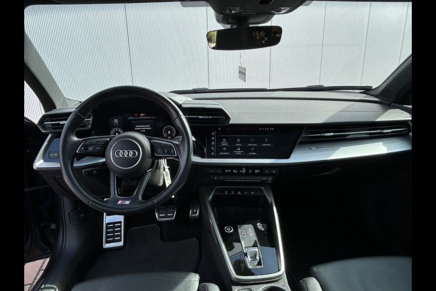 Audi A3 Sportback 35TFSI 150pk S-tronic | S-edition | Pano dak