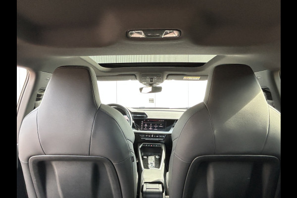 Audi A3 Sportback 35TFSI 150pk S-tronic | S-edition | Pano dak