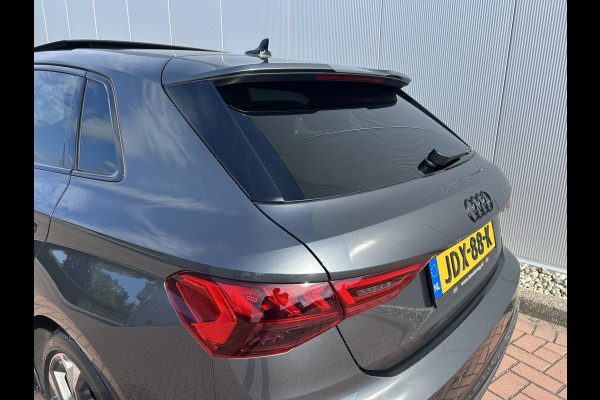 Audi A3 Sportback 35TFSI 150pk S-tronic | S-edition | Pano dak