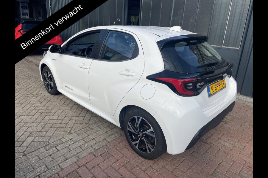 Toyota Yaris 1.5 Hybrid Dynamic | Navigatie | Dealer onderhouden | Apple Carplay & AndroidAUTO | Camera |