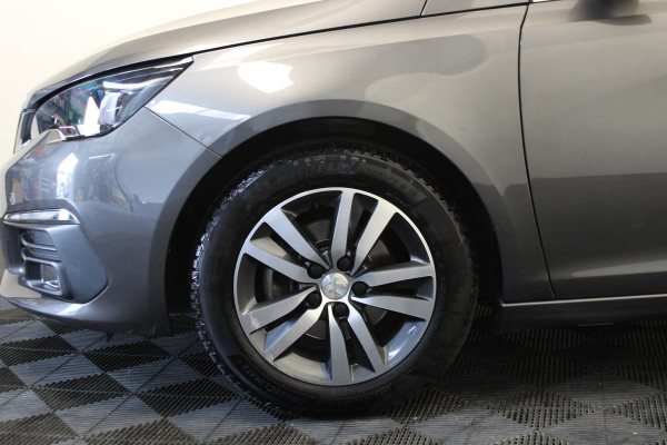 Peugeot 308 1.2 PureTech Allure Pack Business Peugeot 308 1.2 PureTech Allure Pack Business