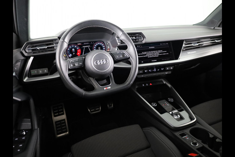 Audi A3 Sportback 35 TFSI S edition 150 pk S-tronic | Verlengde garantie | Navigatie | Parkeersensoren achter | Adaptieve cruise control | S-Line |