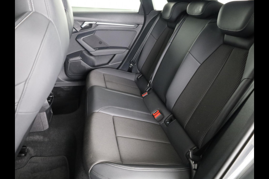 Audi A3 Sportback 35 TFSI S edition 150 pk S-tronic | Verlengde garantie | Navigatie | Parkeersensoren achter | Adaptieve cruise control | S-Line |