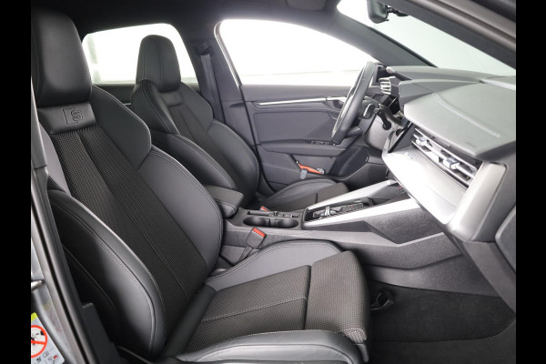 Audi A3 Sportback 35 TFSI S edition 150 pk S-tronic | Verlengde garantie | Navigatie | Parkeersensoren achter | Adaptieve cruise control | S-Line |