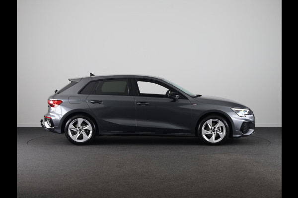 Audi A3 Sportback 35 TFSI S edition 150 pk S-tronic | Verlengde garantie | Navigatie | Parkeersensoren achter | Adaptieve cruise control | S-Line |