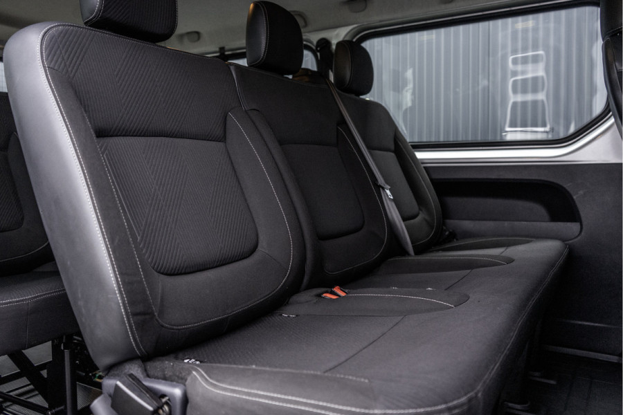 Renault Trafic Passenger **dCi 9-Pers L2H1 | Incl. BPM, BTW vrij | Navi | R-Link | Airco | Cruise | PDC | Euro 6** Renault Trafic Passenger **dCi 9-Pers L2H1 | Incl. BPM, BTW vrij | Navi | R-Link | Airco | Cruise | PDC | Euro 6**