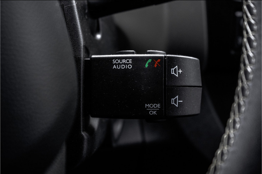 Renault Trafic Passenger **dCi 9-Pers L2H1 | Incl. BPM, BTW vrij | Navi | R-Link | Airco | Cruise | PDC | Euro 6** Renault Trafic Passenger **dCi 9-Pers L2H1 | Incl. BPM, BTW vrij | Navi | R-Link | Airco | Cruise | PDC | Euro 6**