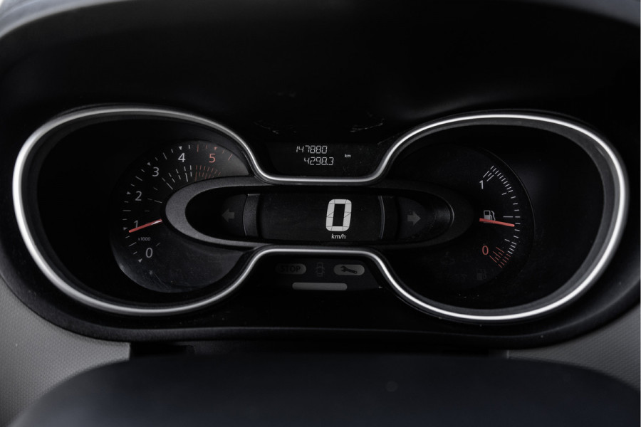 Renault Trafic Passenger **dCi 9-Pers L2H1 | Incl. BPM, BTW vrij | Navi | R-Link | Airco | Cruise | PDC | Euro 6** Renault Trafic Passenger **dCi 9-Pers L2H1 | Incl. BPM, BTW vrij | Navi | R-Link | Airco | Cruise | PDC | Euro 6**