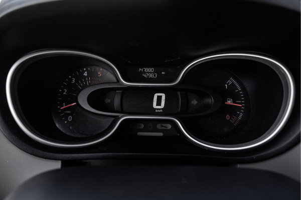 Renault Trafic Passenger **dCi 9-Pers L2H1 | Incl. BPM, BTW vrij | Navi | R-Link | Airco | Cruise | PDC | Euro 6** Renault Trafic Passenger **dCi 9-Pers L2H1 | Incl. BPM, BTW vrij | Navi | R-Link | Airco | Cruise | PDC | Euro 6**