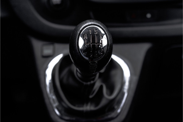 Renault Trafic Passenger **dCi 9-Pers L2H1 | Incl. BPM, BTW vrij | Navi | R-Link | Airco | Cruise | PDC | Euro 6** Renault Trafic Passenger **dCi 9-Pers L2H1 | Incl. BPM, BTW vrij | Navi | R-Link | Airco | Cruise | PDC | Euro 6**