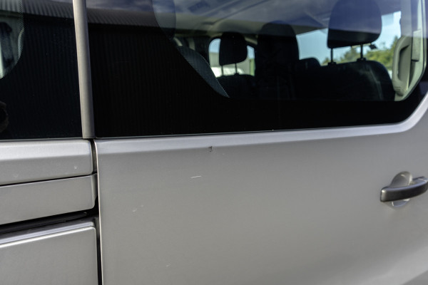 Renault Trafic Passenger **dCi 9-Pers L2H1 | Incl. BPM, BTW vrij | Navi | R-Link | Airco | Cruise | PDC | Euro 6** Renault Trafic Passenger **dCi 9-Pers L2H1 | Incl. BPM, BTW vrij | Navi | R-Link | Airco | Cruise | PDC | Euro 6**